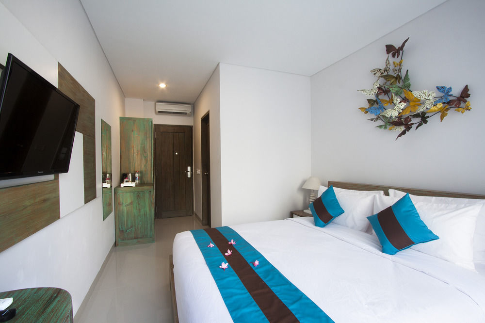 Zen Rooms Seminyak Kayu Jati ภายนอก รูปภาพ