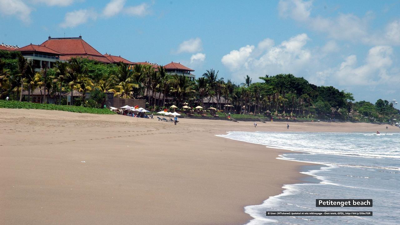 Zen Rooms Seminyak Kayu Jati ภายนอก รูปภาพ
