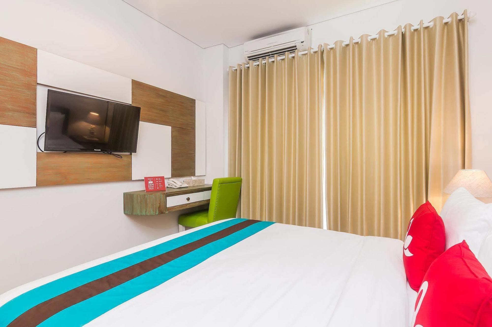 Zen Rooms Seminyak Kayu Jati ภายนอก รูปภาพ