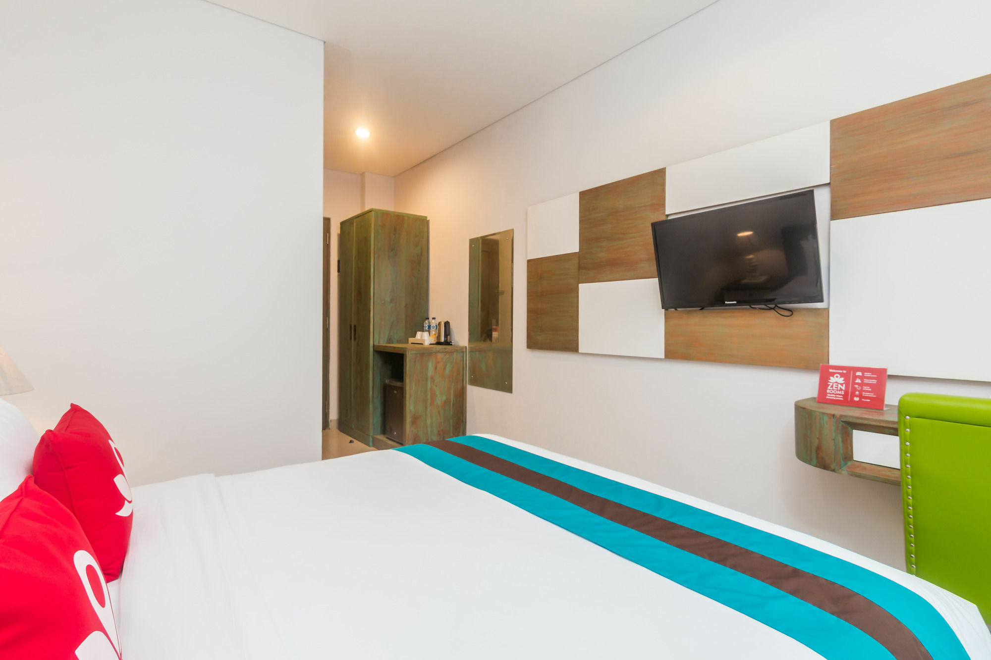 Zen Rooms Seminyak Kayu Jati ภายนอก รูปภาพ